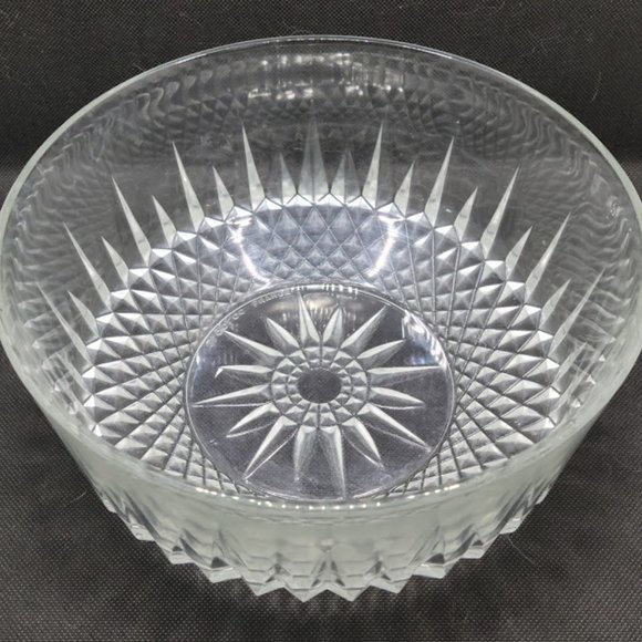 Vintage Arcoroc France Bowl - Picture 1 of 3